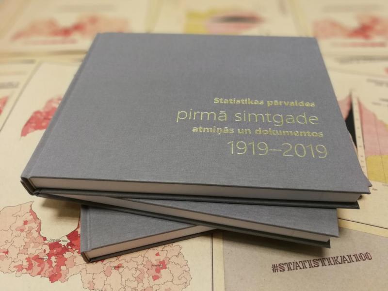 Grāmata "Statistikas pārvaldes pirmā simtgade atmiņās un dokumentos 1919–2019" 