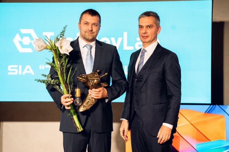 Attēlā Atis Mertens, SIA “TestDevLab”, Raimonds Lapiņš, CSP priekšnieks