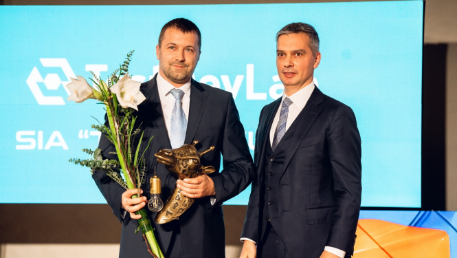 Attēlā Atis Mertens, SIA “TestDevLab”, Raimonds Lapiņš, CSP priekšnieks