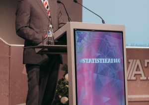 ANO Eiropas Ekonomikas komisijas pārstāvis Andress Vikats (Andres Vikat) saka konferences atklāšanas runu koonferencē “Ar skatu nākotnē – statistika modernai sabiedrībai"